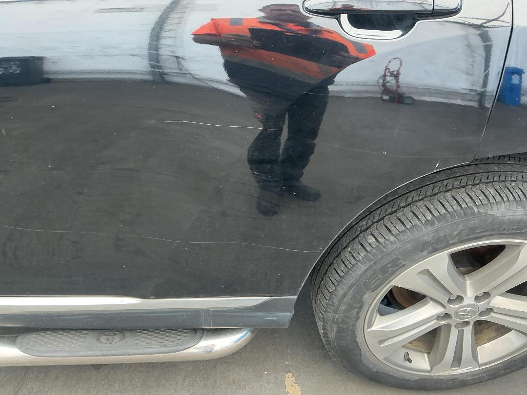 Photo '12' of Toyota Highlander LTD WGN5 Photo '12' of Toyota Highlander LTD WGN5