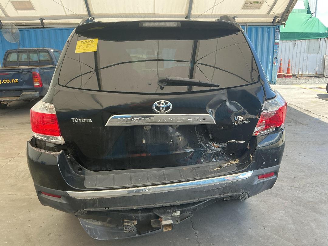 Photo '17' of Toyota Highlander LTD WGN5 Photo '17' of Toyota Highlander LTD WGN5