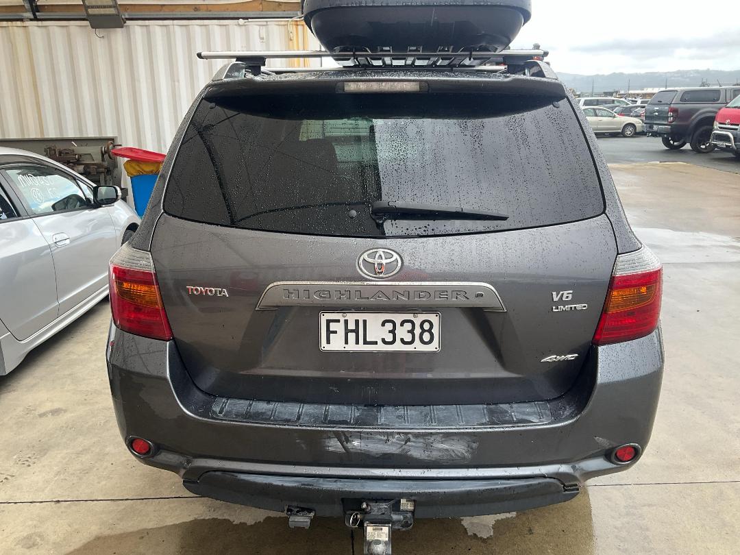 Photo '5' of Toyota Highlander LTD WGN5 Photo '5' of Toyota Highlander LTD WGN5