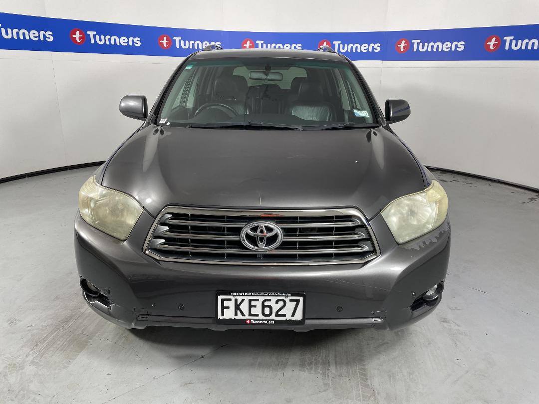 Photo '2' of Toyota Highlander Photo '2' of Toyota Highlander