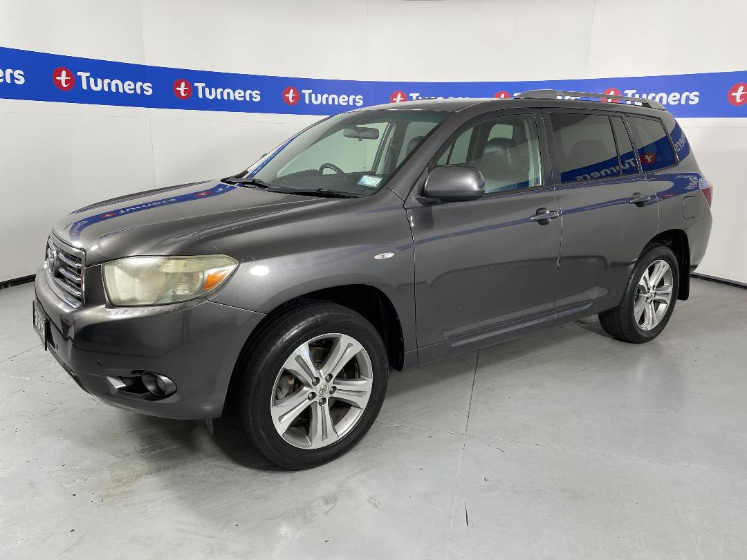 Photo '4' of Toyota Highlander Photo '4' of Toyota Highlander