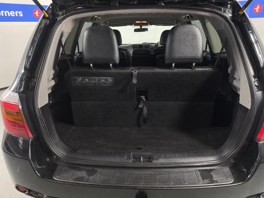 Photo '14' of Toyota Highlander