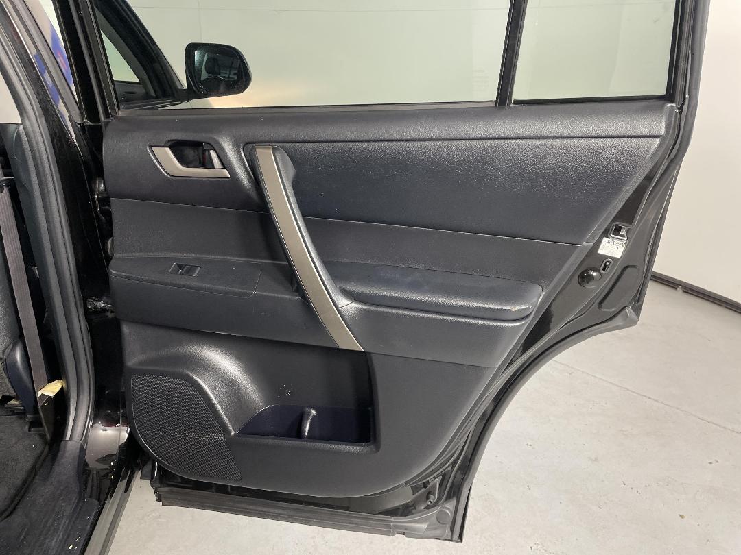 Photo '19' of Toyota Highlander