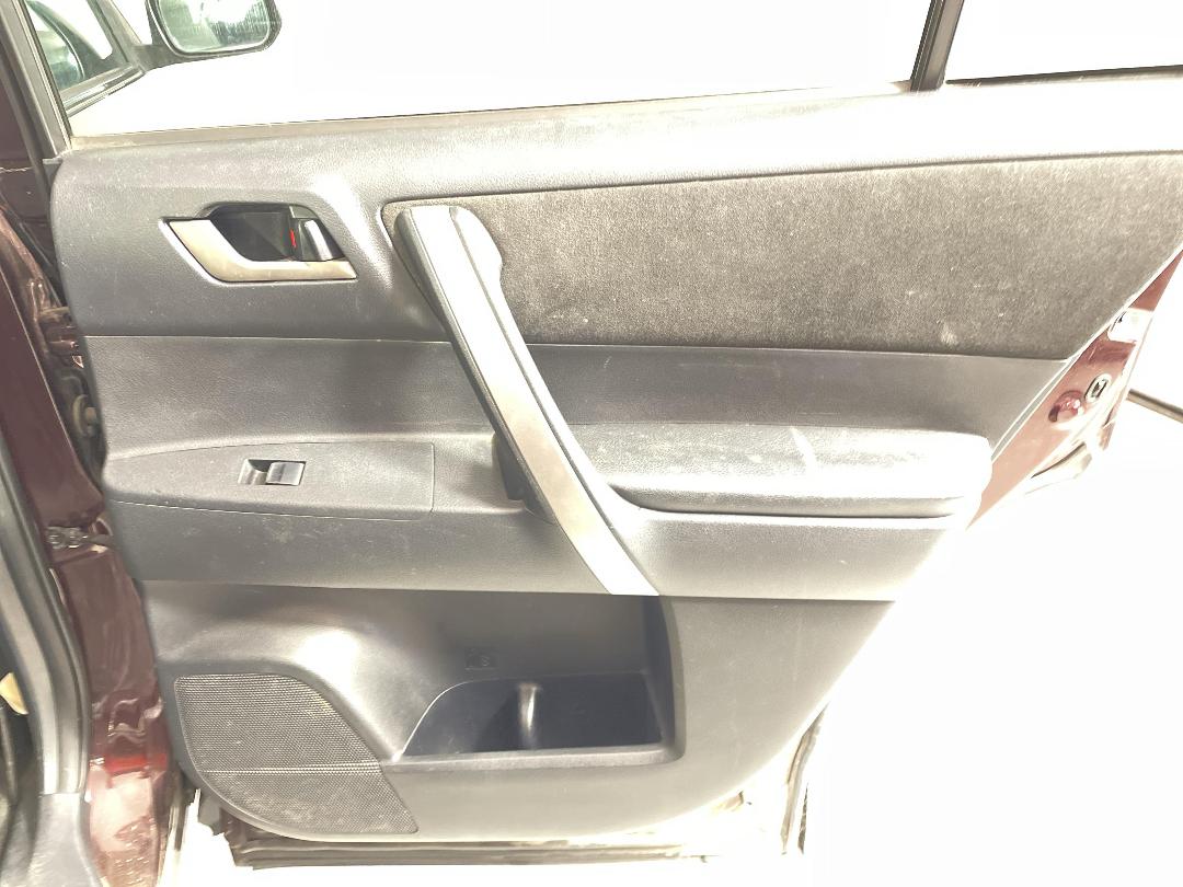 Photo '19' of Toyota Highlander