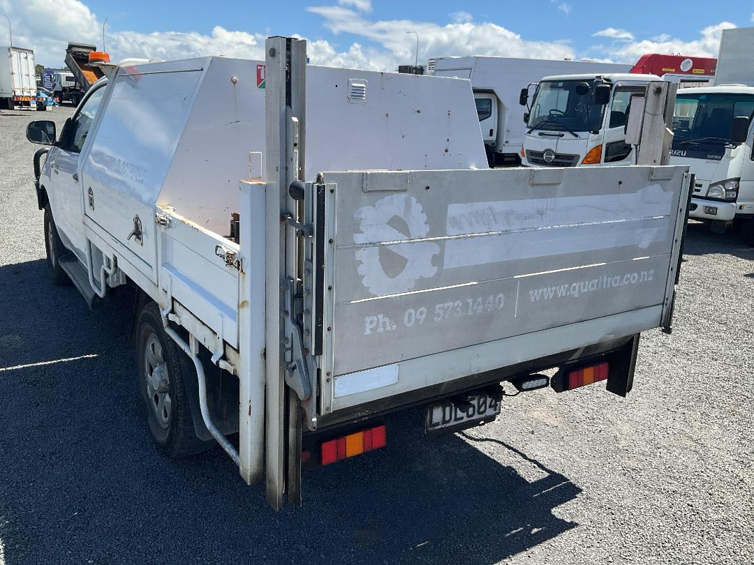 Photo '33' of Toyota Hilux Photo '33' of Toyota Hilux