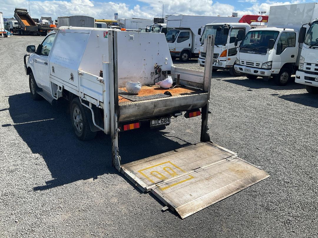 Photo '30' of Toyota Hilux Photo '30' of Toyota Hilux