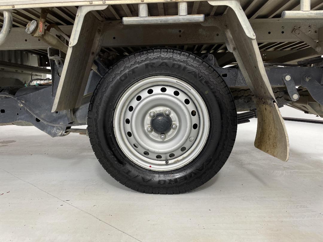 Photo '11' of Toyota Hilux