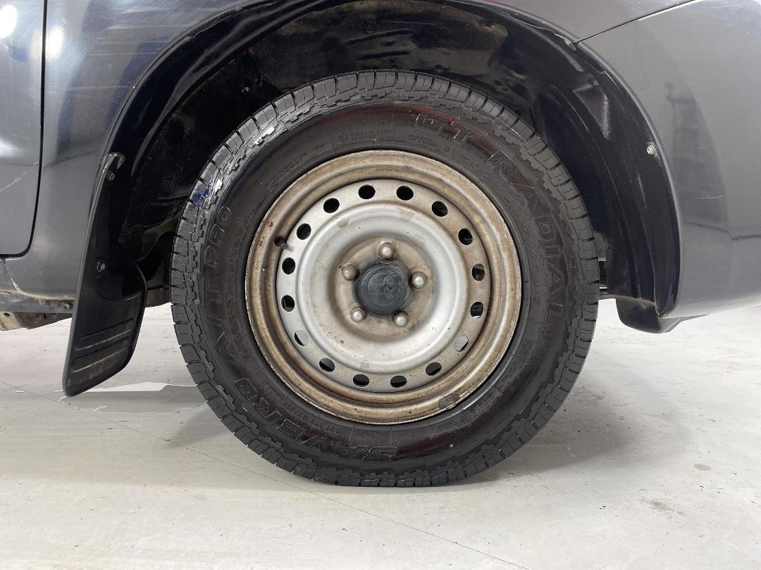 Photo '9' of Toyota Hilux