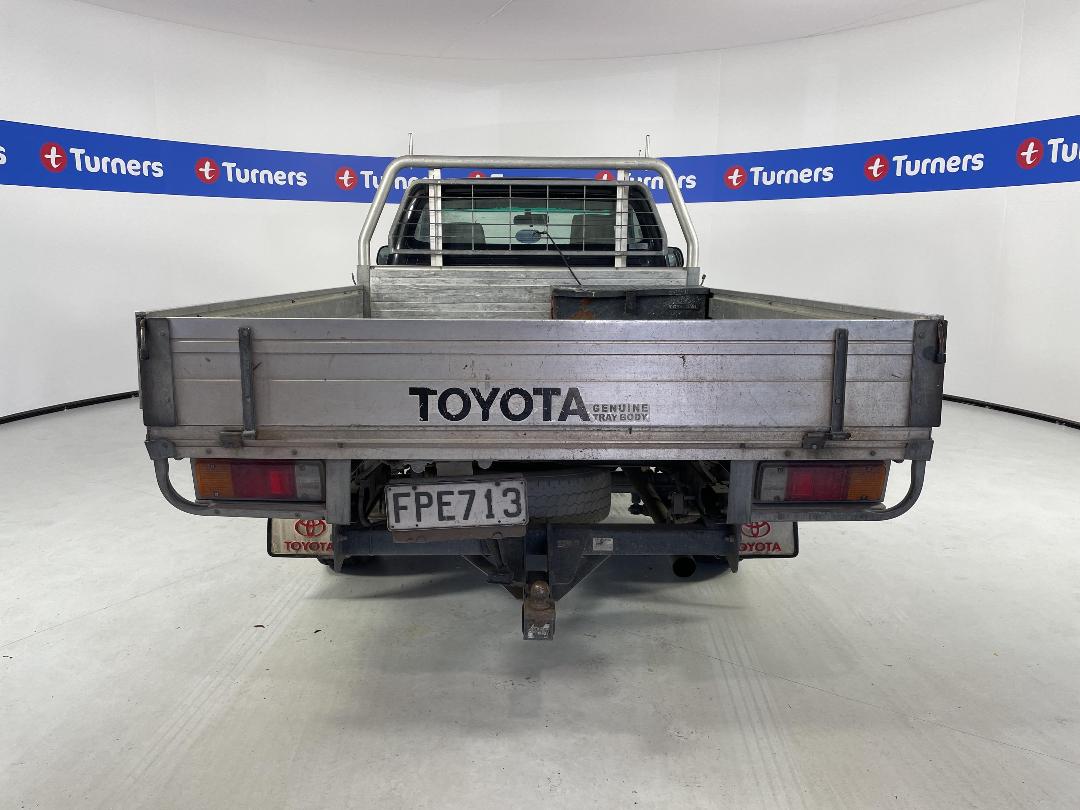 Photo '6' of Toyota Hilux