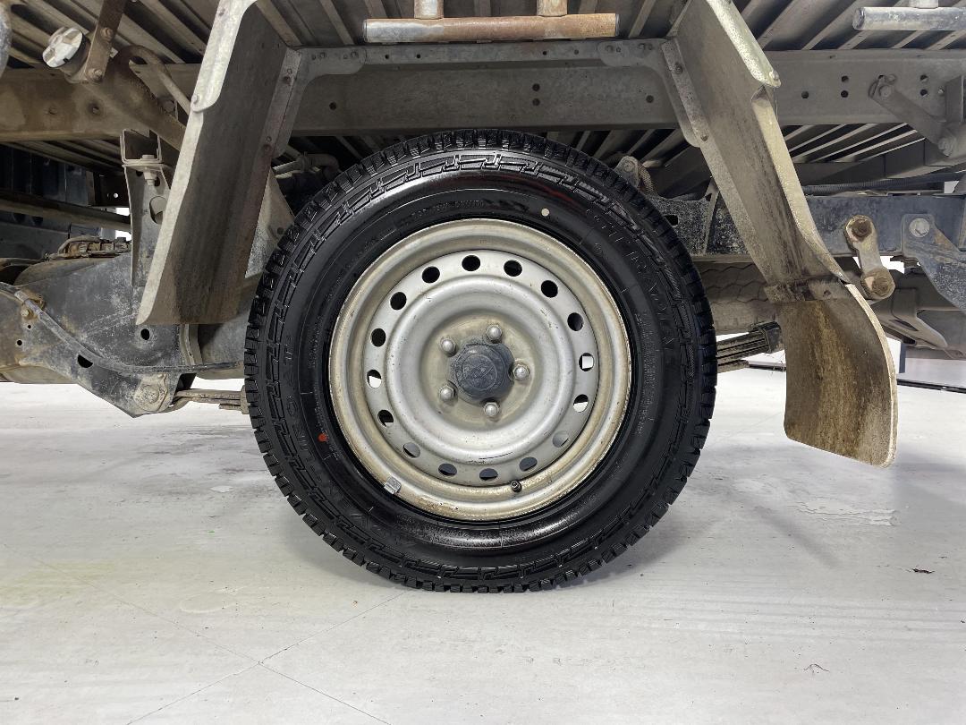 Photo '11' of Toyota Hilux