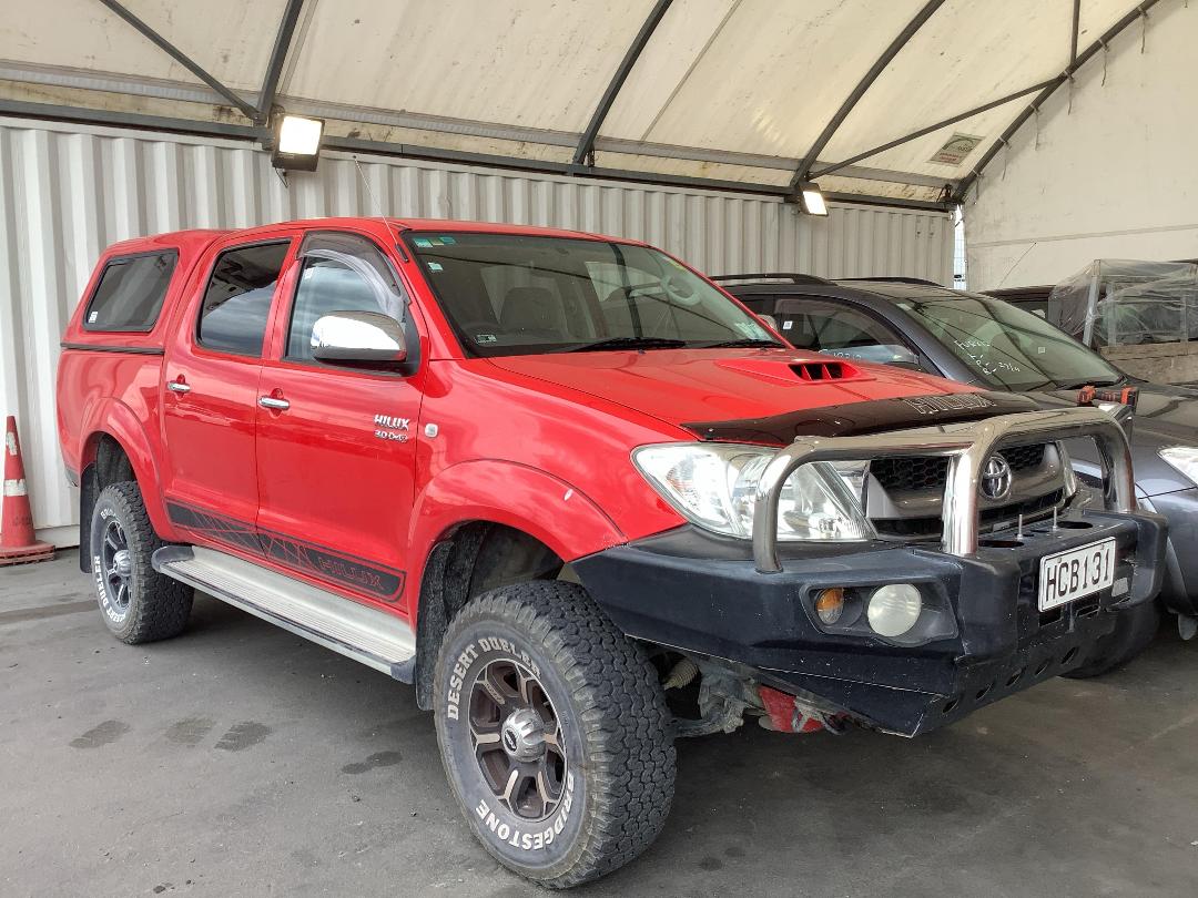 Photo '3' of Toyota Hilux TD SR5 DC Photo '3' of Toyota Hilux TD SR5 DC