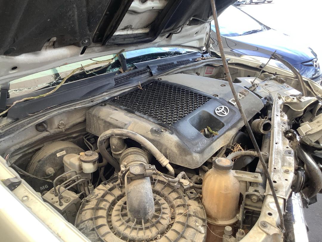 Photo '17' of Toyota Hilux TD SR5 DC