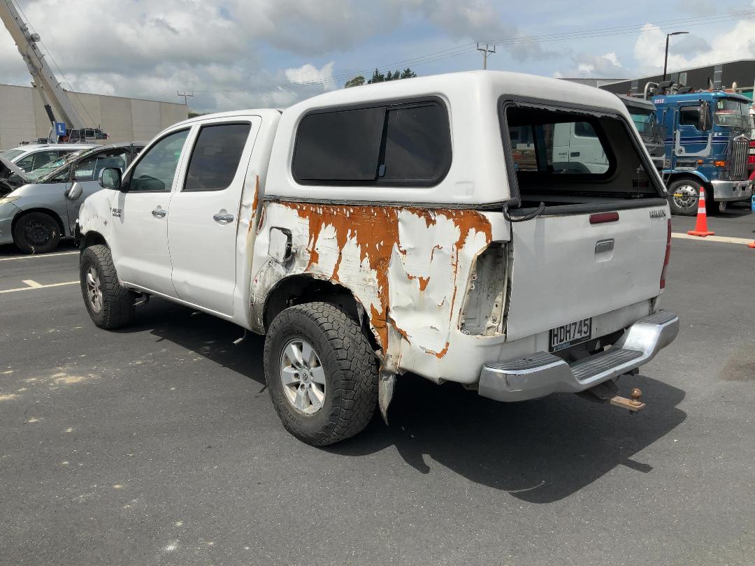 Photo '5' of Toyota Hilux TD SR5 DC