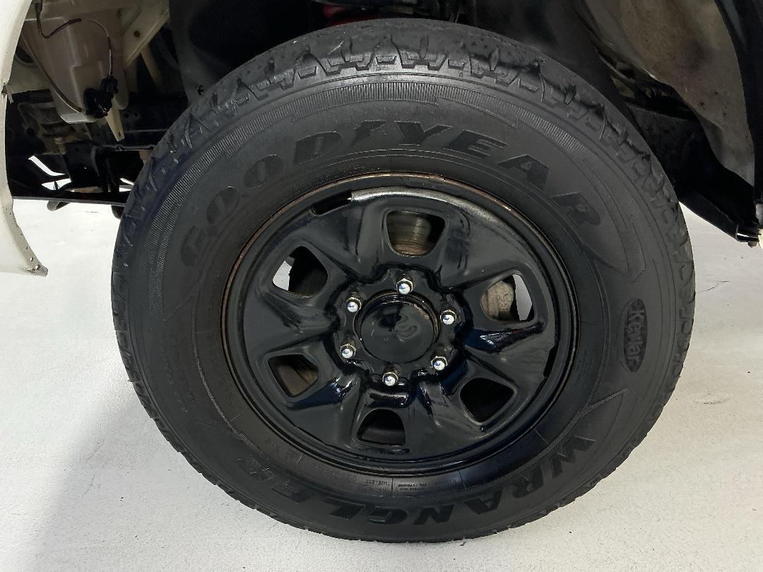 Photo '10' of Toyota Hilux