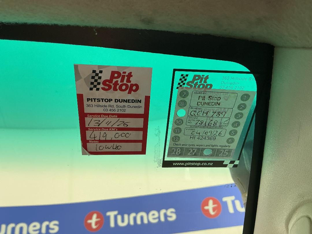 Photo '25' of Toyota Hilux