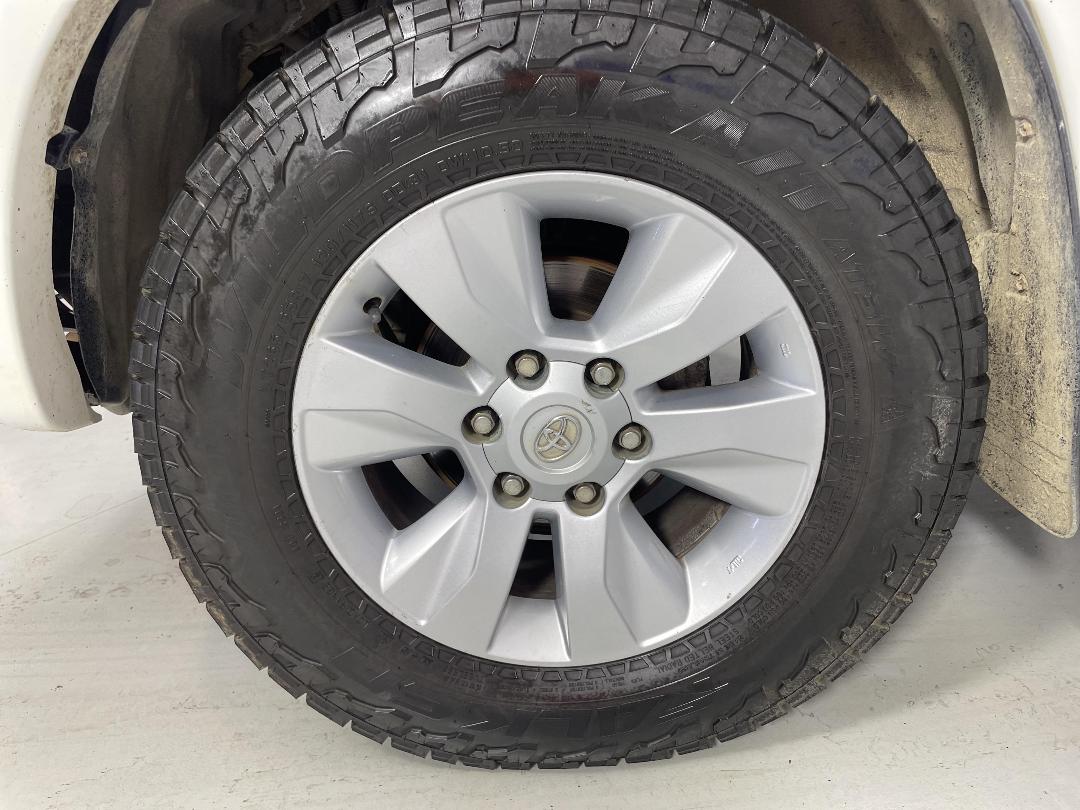 Photo '10' of Toyota Hilux Photo '10' of Toyota Hilux