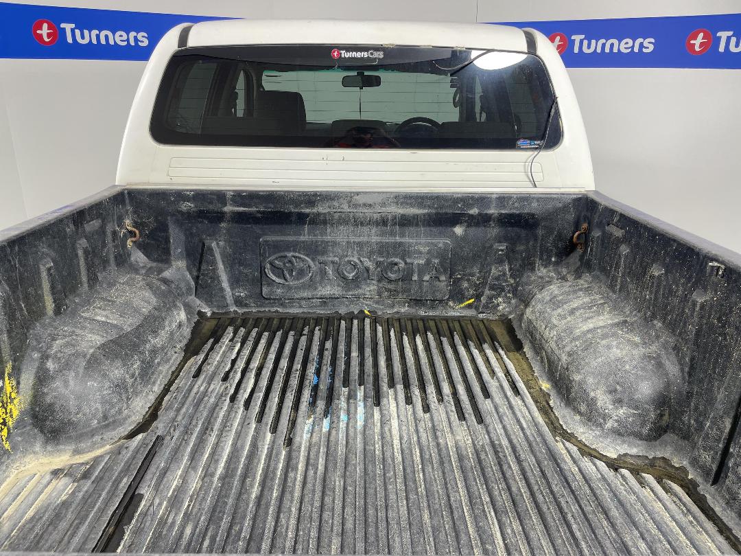 Photo '14' of Toyota Hilux Photo '14' of Toyota Hilux