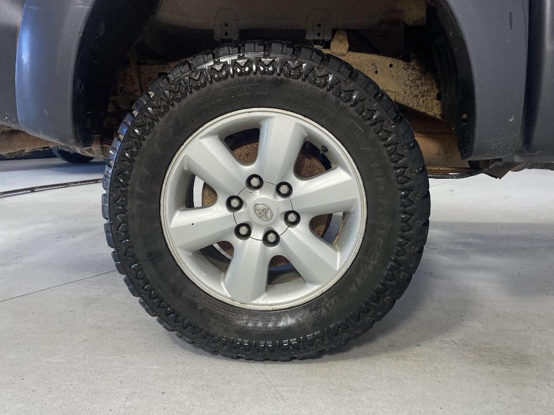 Photo '12' of Toyota Hilux Photo '12' of Toyota Hilux