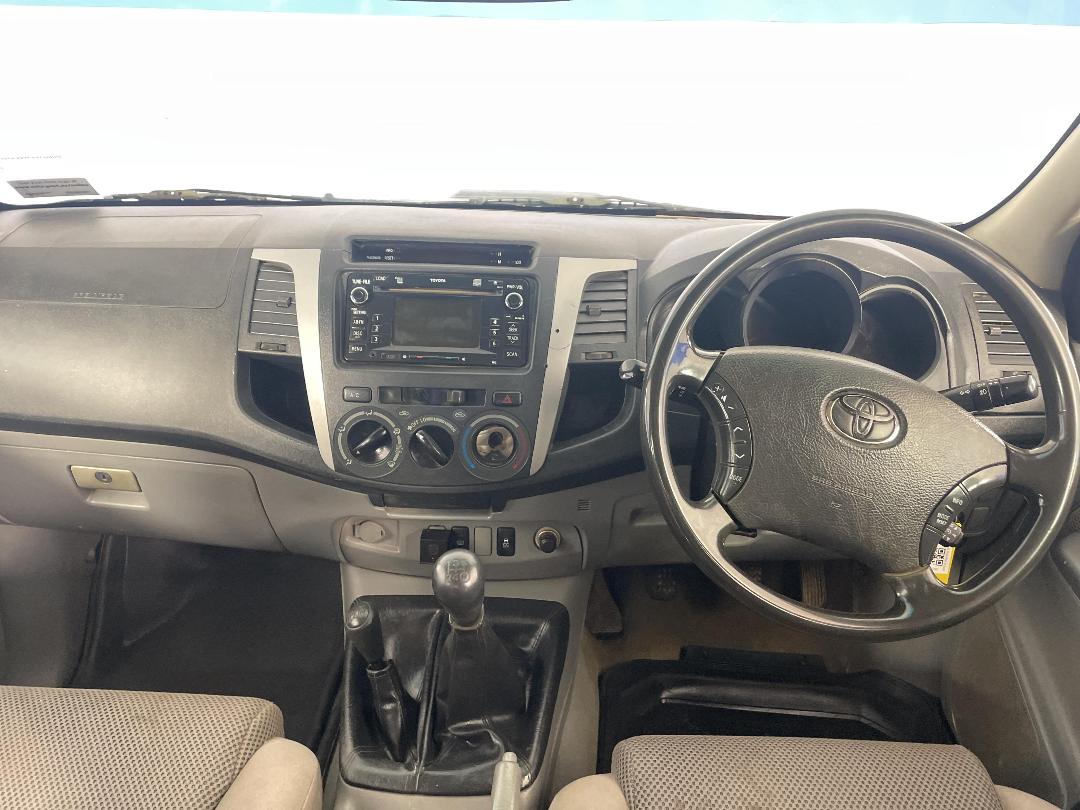 Photo '17' of Toyota Hilux Photo '17' of Toyota Hilux