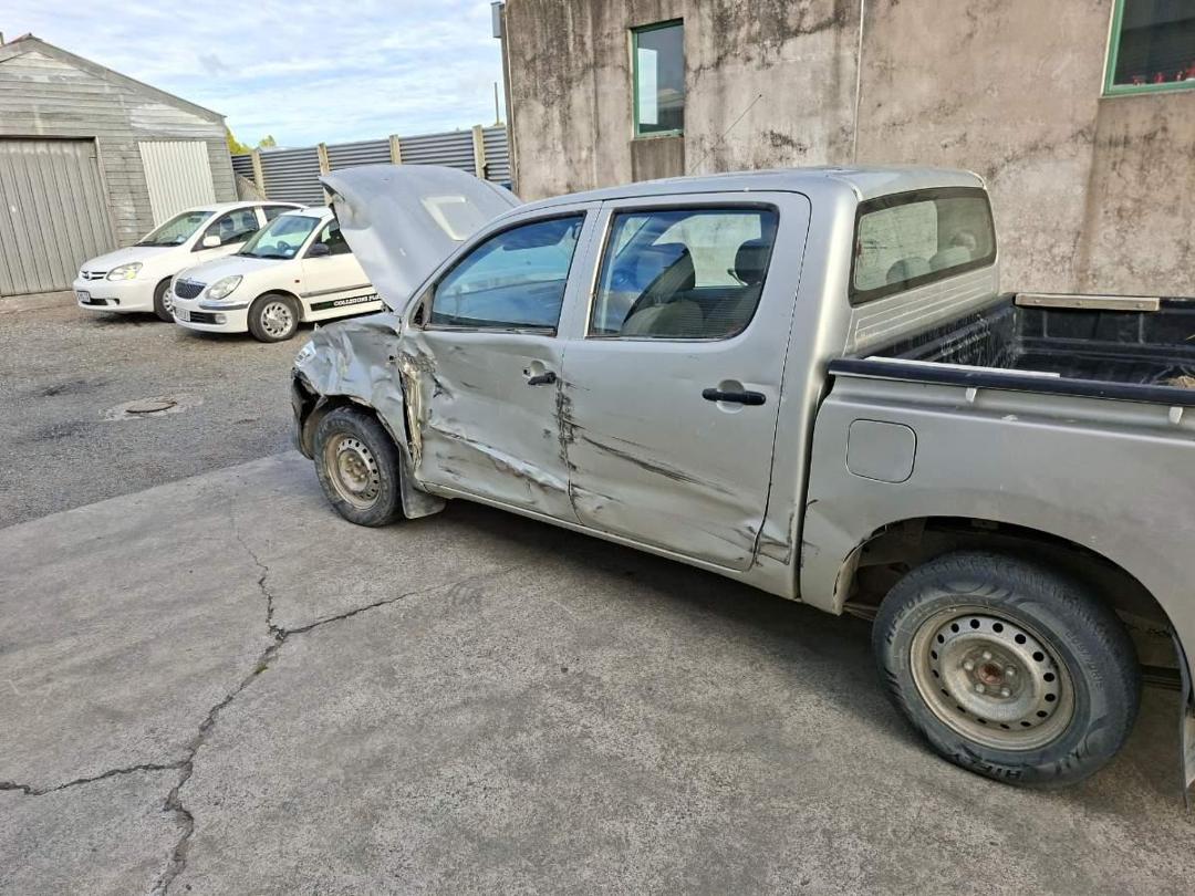 Photo '11' of Toyota Hilux 2WD