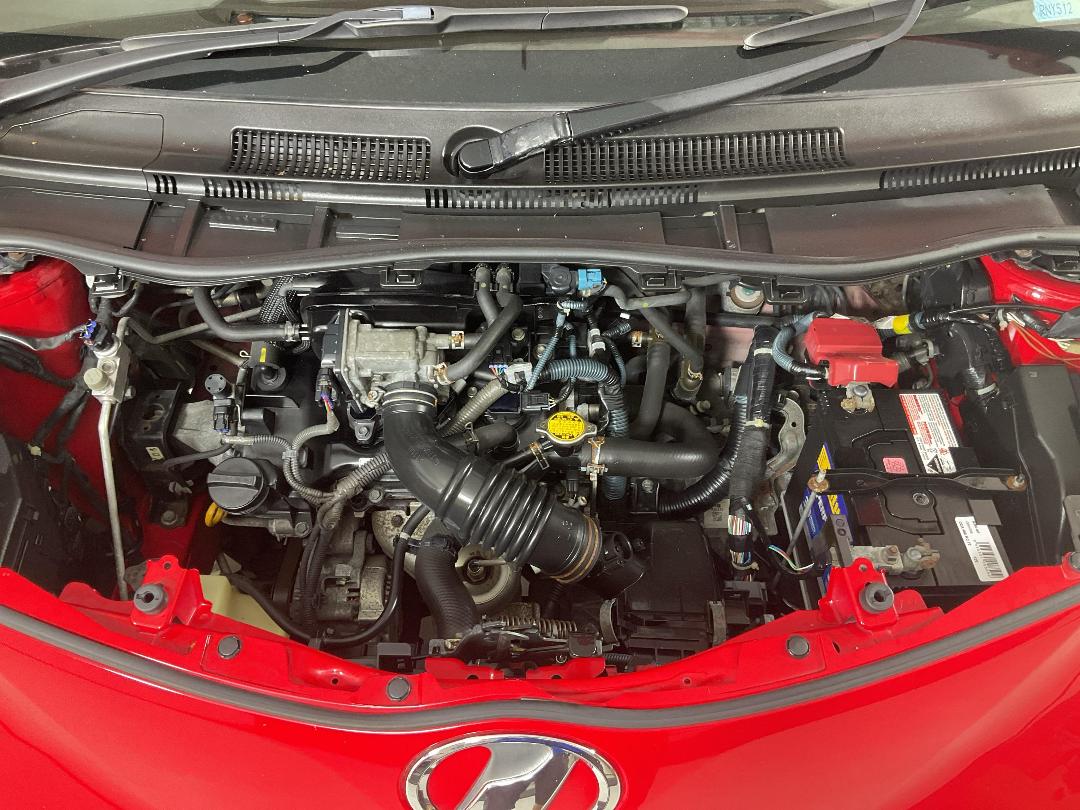 Photo '13' of Toyota IQ