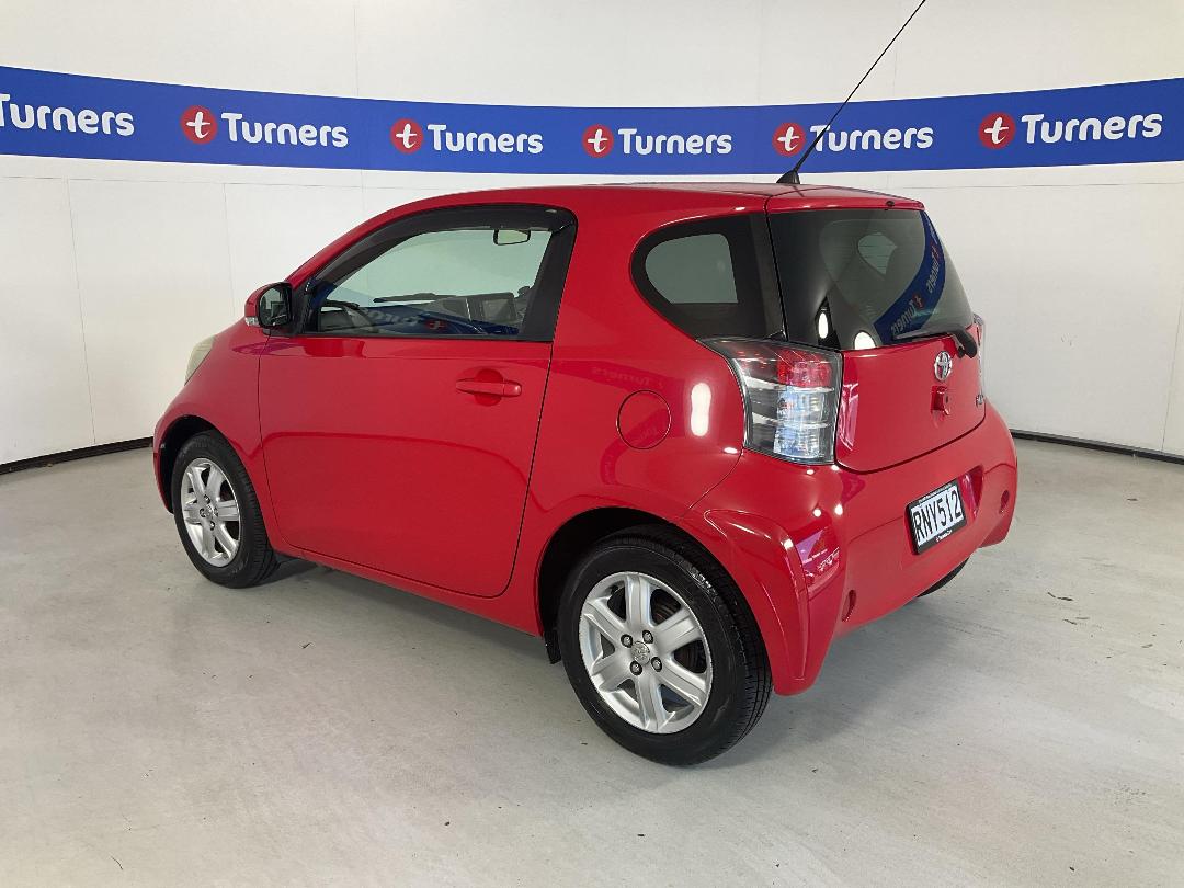 Photo '5' of Toyota IQ