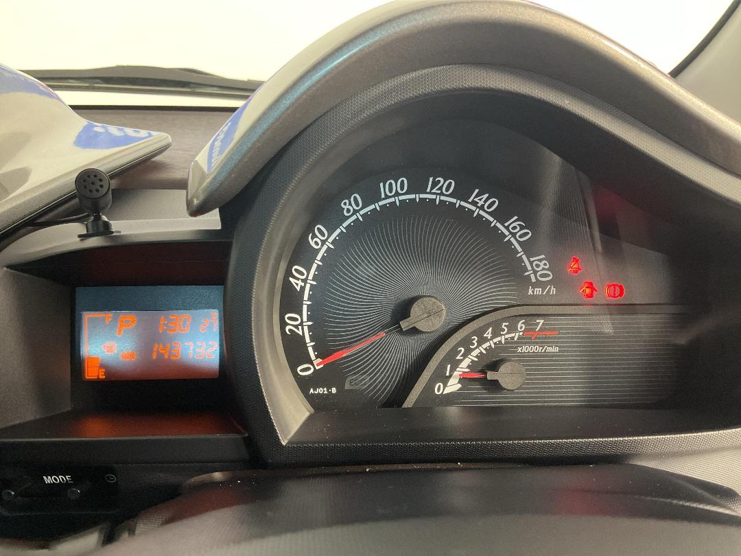 Photo '20' of Toyota IQ