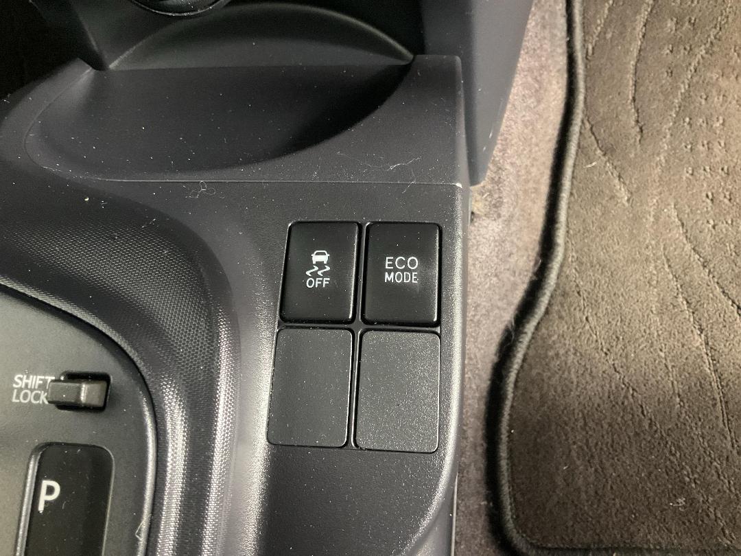 Photo '26' of Toyota IQ