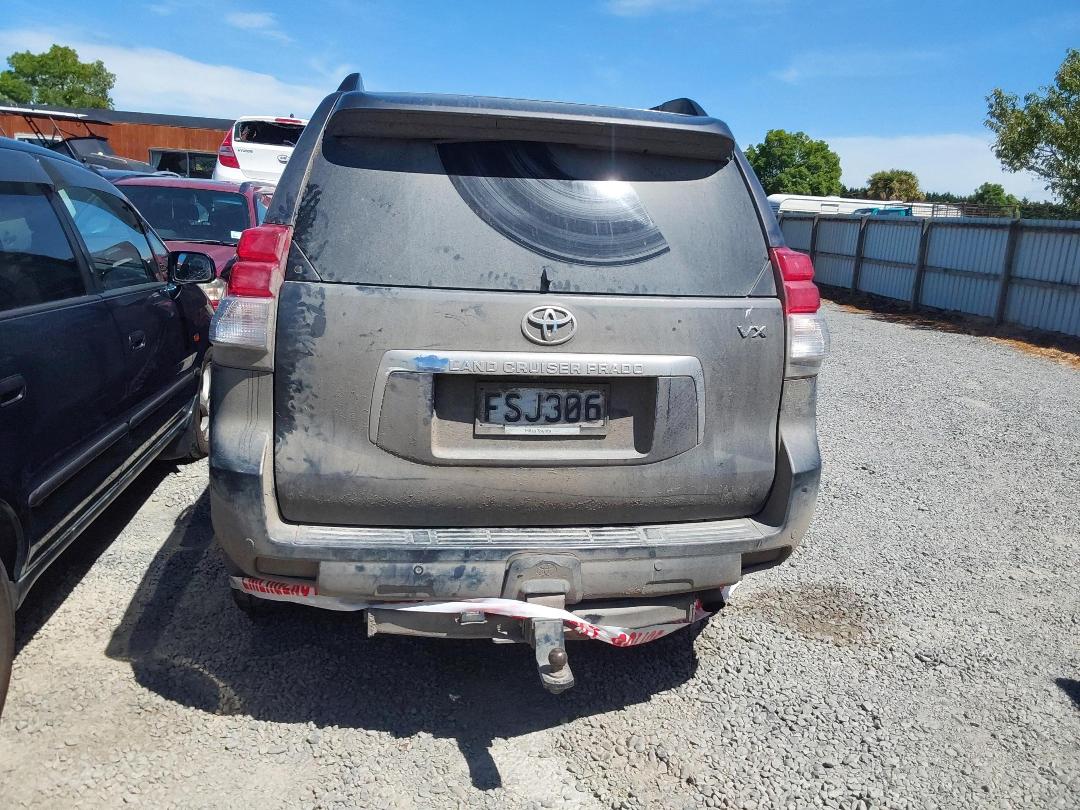 Photo '7' of Toyota Landcruiser Prado VX Photo '7' of Toyota Landcruiser Prado VX