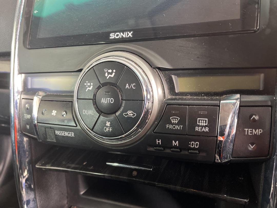 Photo '25' of Toyota Markx Photo '25' of Toyota Markx