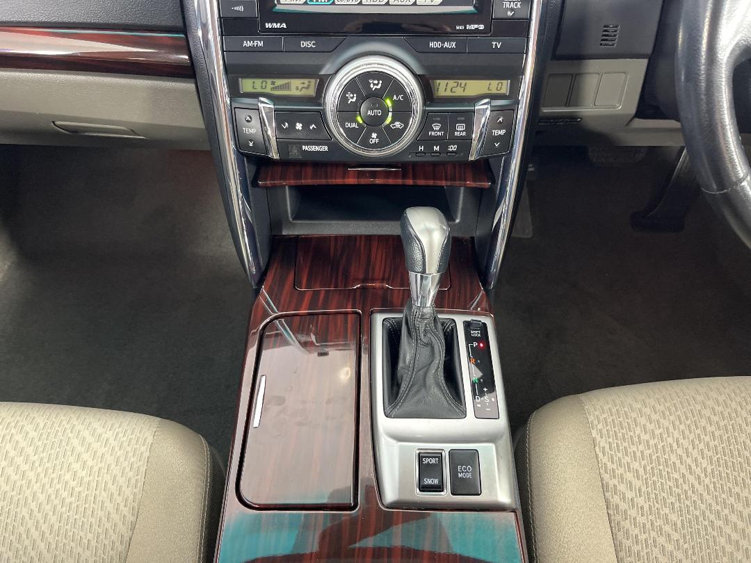 Photo '18' of Toyota Markx