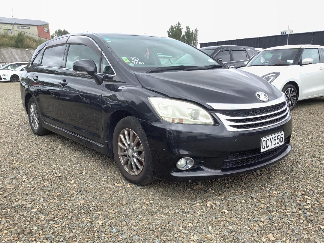 Photo '3' of Toyota Markx ZIO