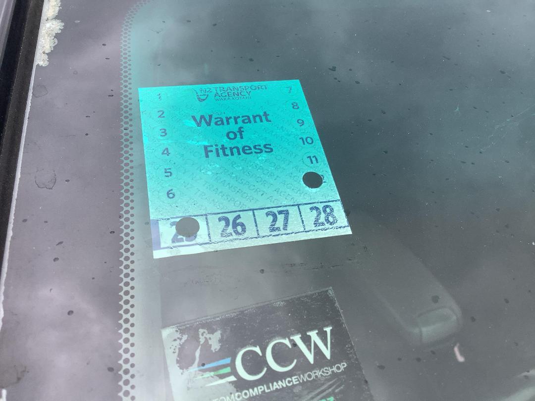 Photo '9' of Toyota Markx ZIO