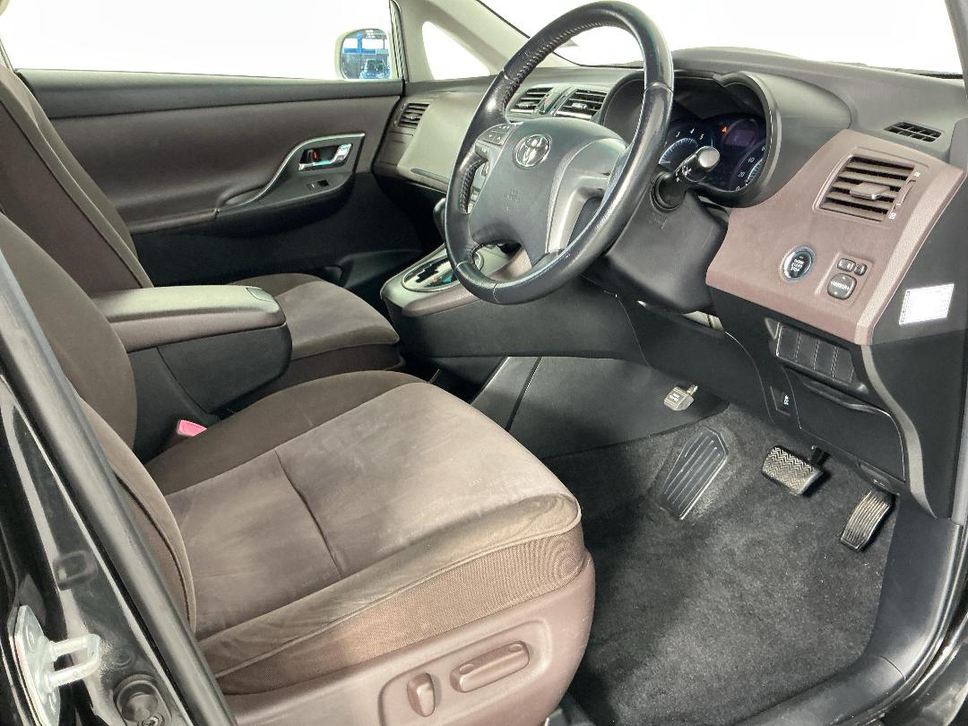 Photo '16' of Toyota Markx Photo '16' of Toyota Markx