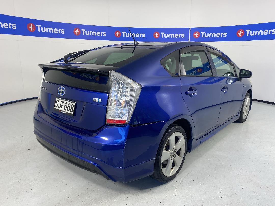 Photo '7' of Toyota Prius