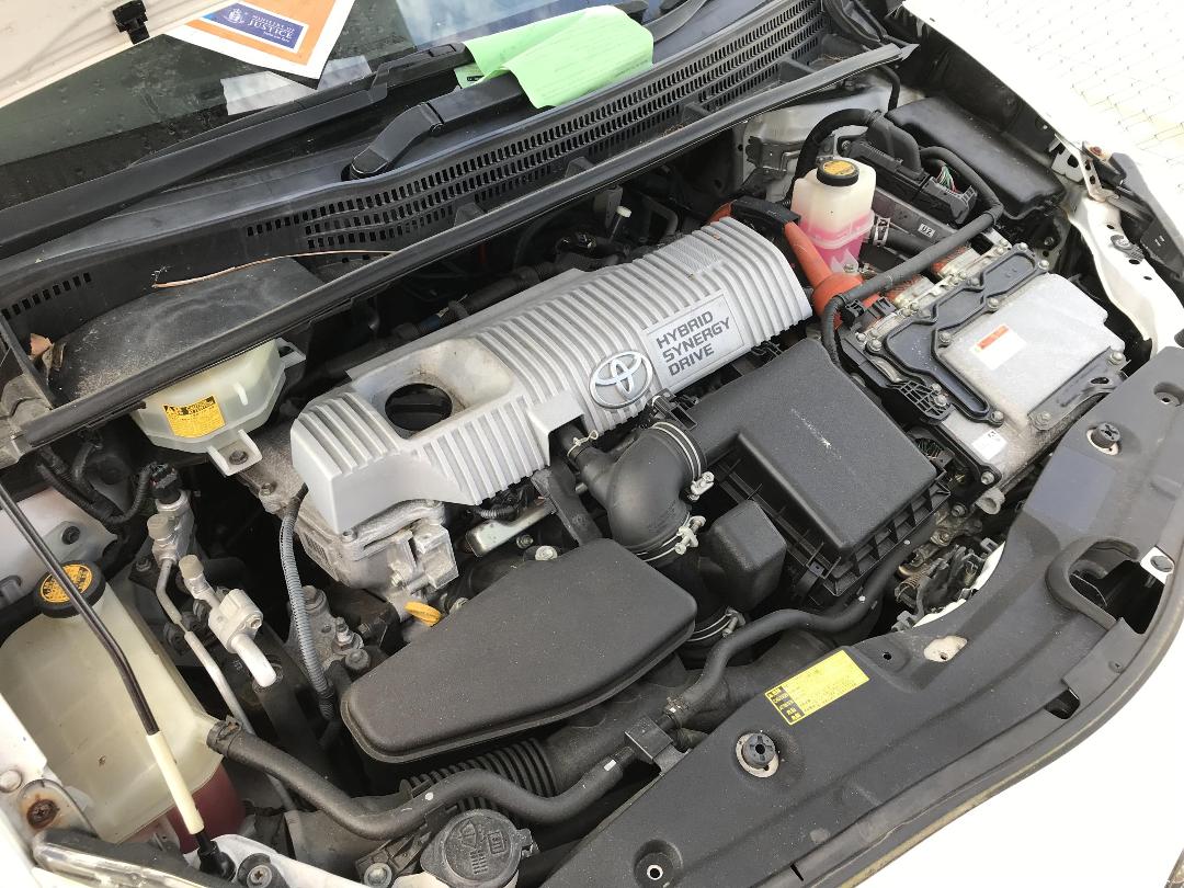 Photo '16' of Toyota Prius Hybrid