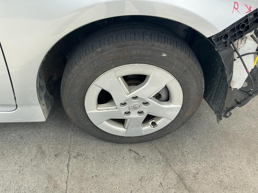 Photo '2' of Toyota Prius Photo '2' of Toyota Prius