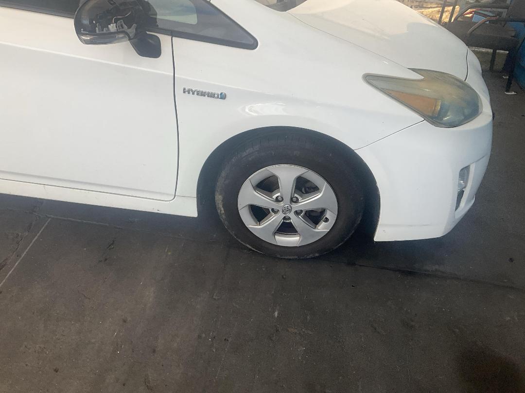 Photo '2' of Toyota Prius