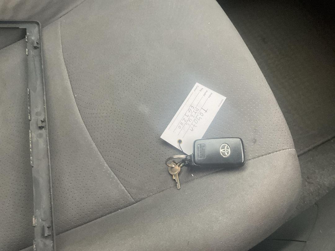 Photo '23' of Toyota Prius