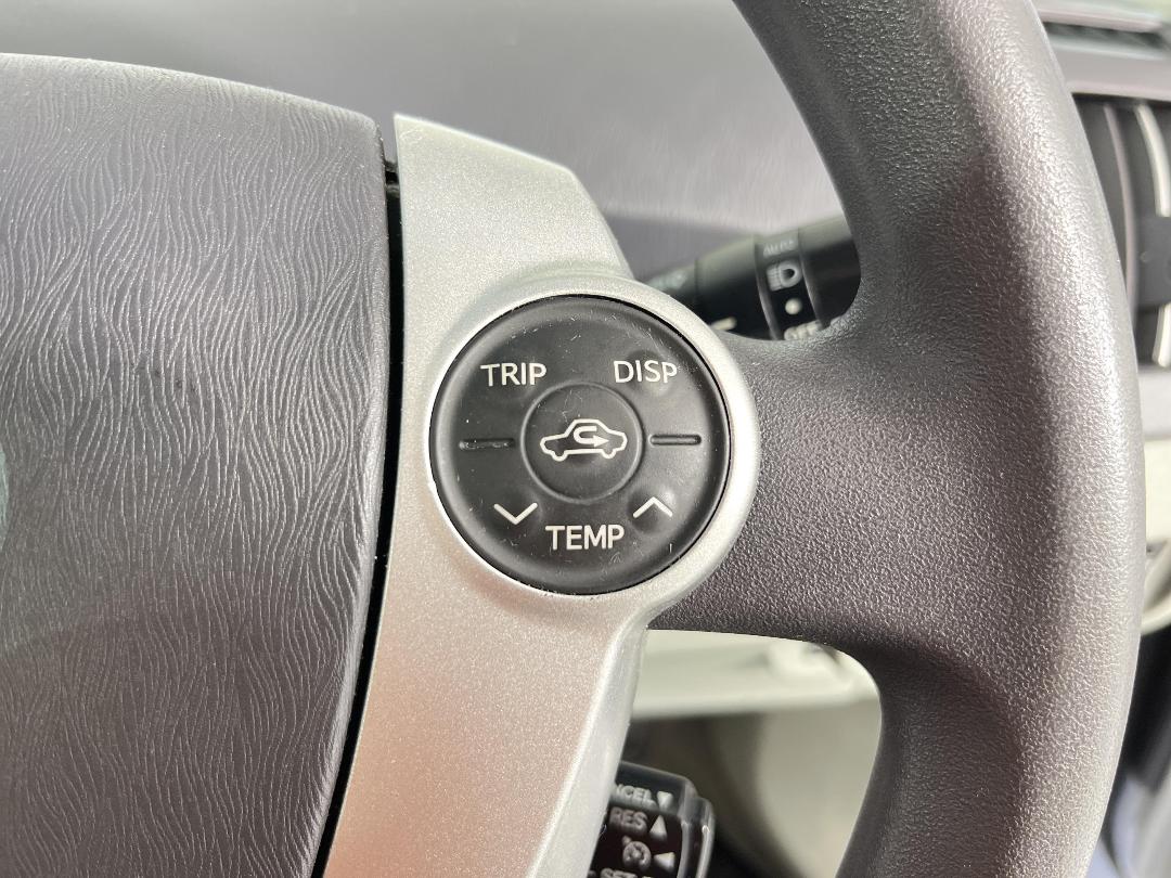 Photo '24' of Toyota Prius