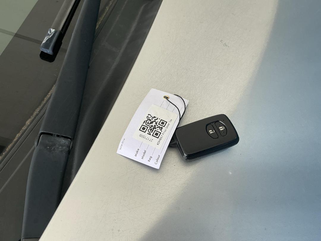 Photo '12' of Toyota Prius Photo '12' of Toyota Prius