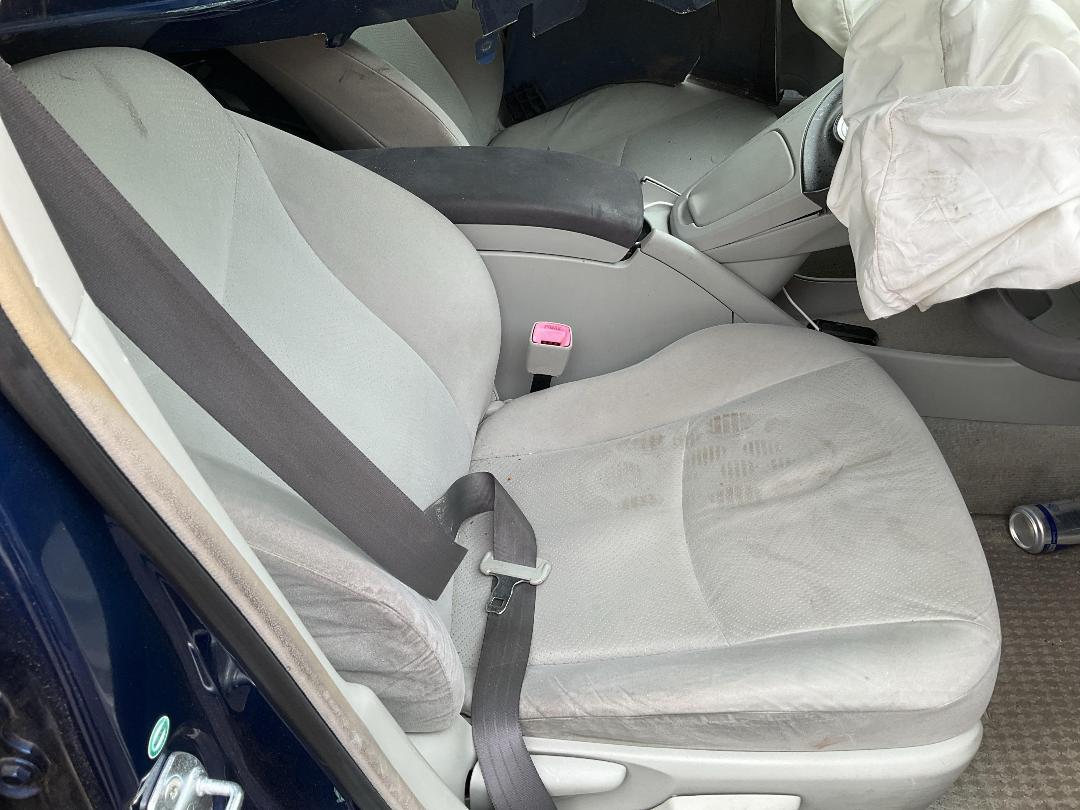 Photo '13' of Toyota Prius Photo '13' of Toyota Prius