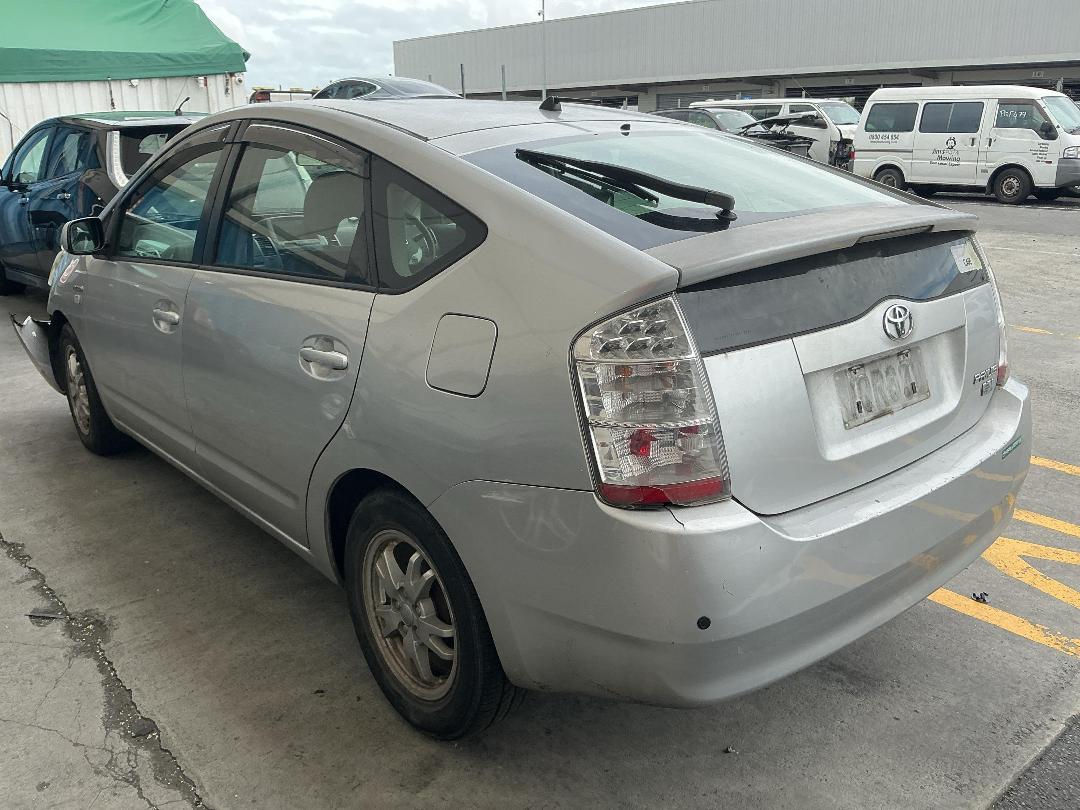 Photo '4' of Toyota Prius Photo '4' of Toyota Prius