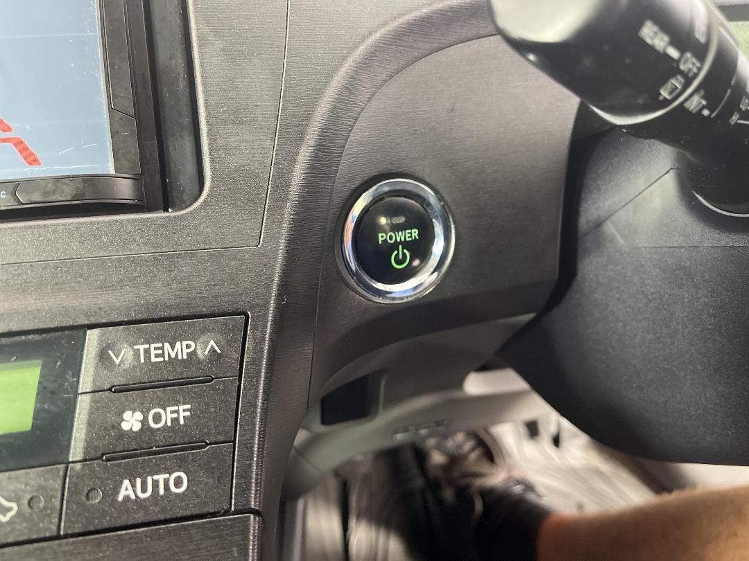 Photo '29' of Toyota Prius