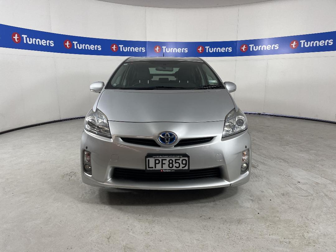Photo '2' of Toyota Prius