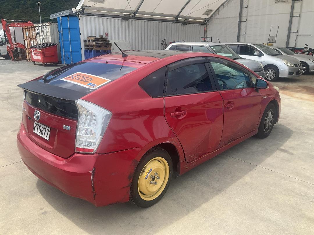 Photo '6' of Toyota Prius Hybrid