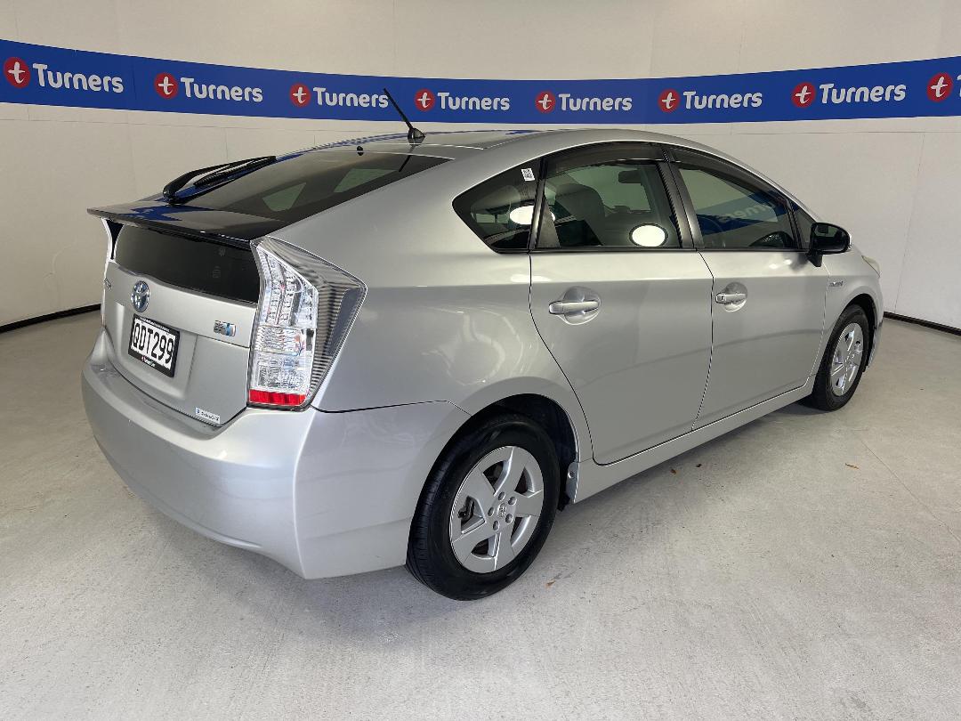 Photo '7' of Toyota Prius