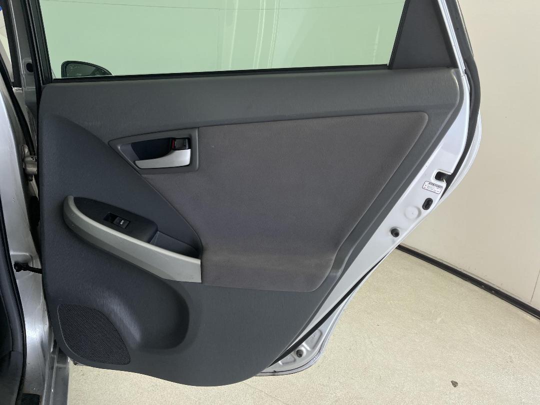 Photo '19' of Toyota Prius