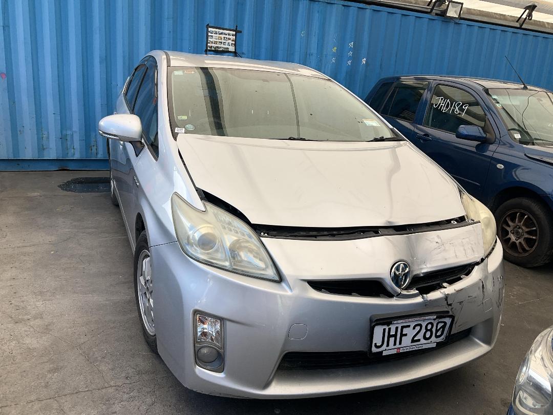 Photo '2' of Toyota Prius