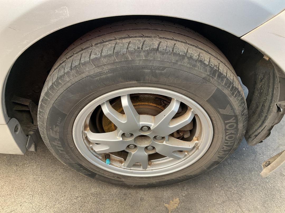 Photo '8' of Toyota Prius